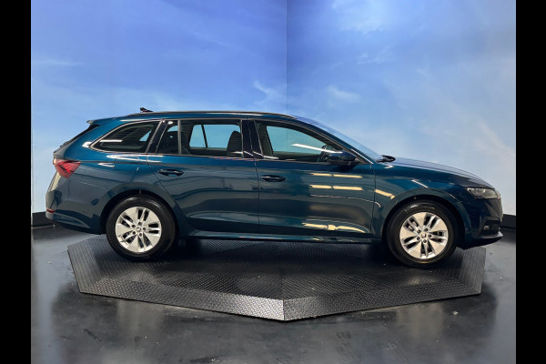 Škoda Octavia Combi 1.0 e-TSI Business Edition Plus Automaat | Navi | Clima | Trekhaak
