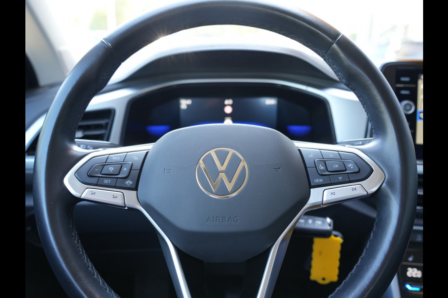 Volkswagen T-Roc 1.5 TSI Life Business