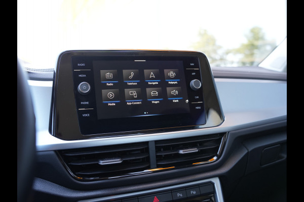 Volkswagen T-Roc 1.5 TSI Life Business
