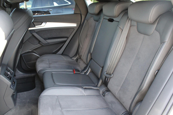 Audi Q5 Sportback 55 TFSI e S edition 367 PK | S Line | Trekhaak | Luchtvering |  21 inch Audi Sport | Stoelverwarming | Bang&Olufsen | Adaptive cruise control | Dodehoeksensoren | Lendesteunverstelling