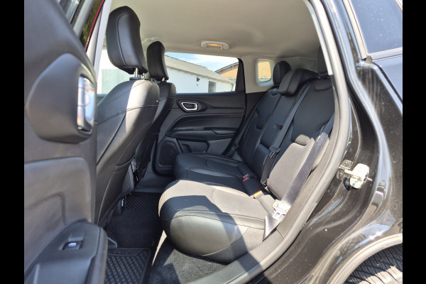 Jeep Compass S Summit 1.5T e-Hybrid