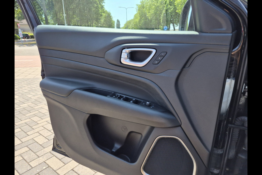 Jeep Compass S Summit 1.5T e-Hybrid
