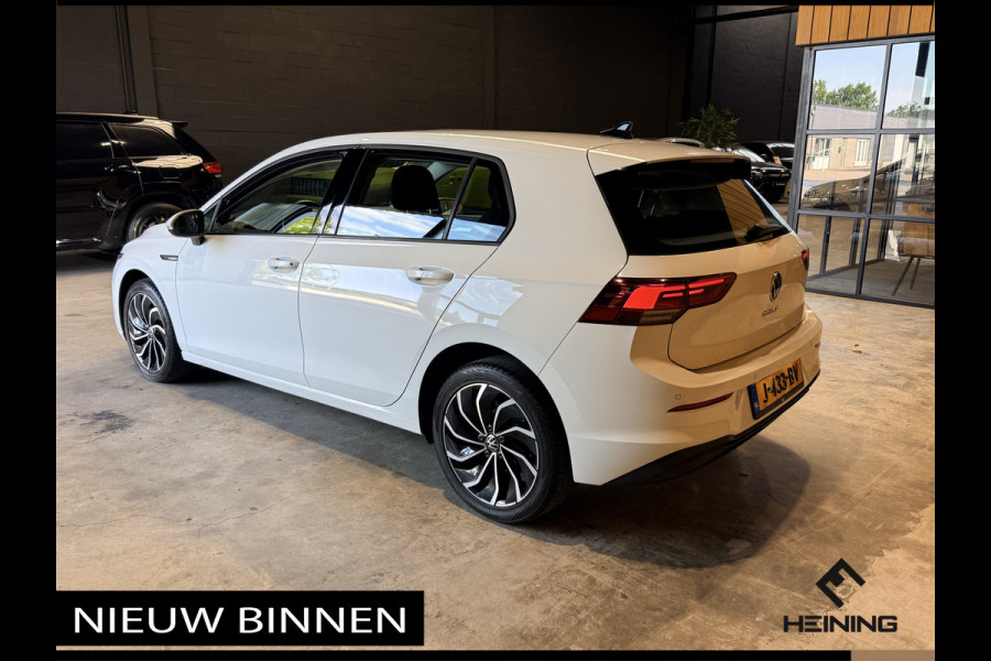 Volkswagen Golf 1.5 TSI Life Navi. Apple-carplay. PDC. Adaptive-cruise, 82500 KM met NAP