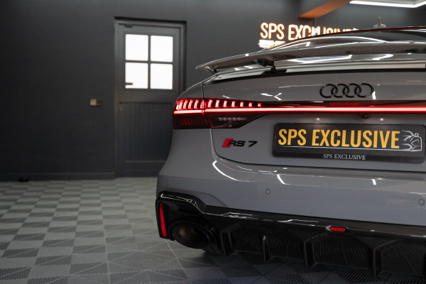 Audi A7 Sportback 4.0 TFSI RS 7 quattro URBAN / B&O / Keramisch / Pano / Soft close / HUD / VC / ACC RS7