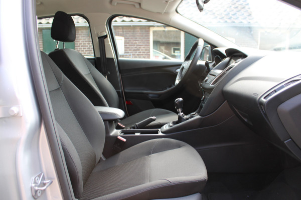 Ford Focus 1.0 Lease Edition NAVIGATIE, AIRCO APPLE CARPLAY ORG NL 47000KM!!!