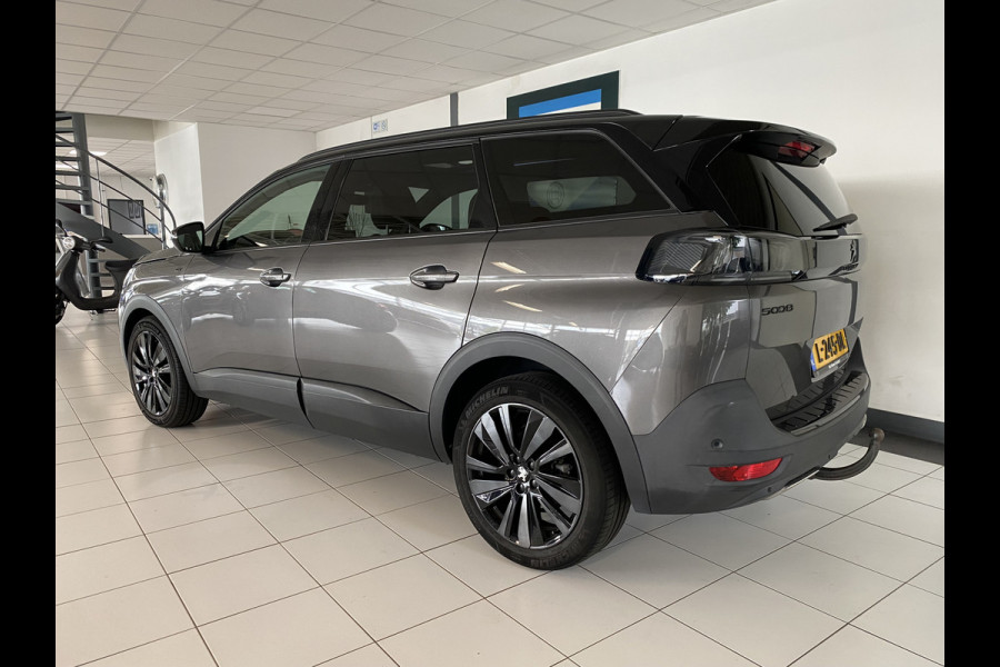Peugeot 5008 1.2 PureTech GT 7 Persoons Panoramadak / Trekhaak / Alcantara / Carplay /