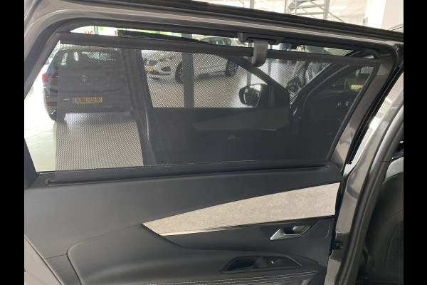 Peugeot 5008 1.2 PureTech GT 7 Persoons Panoramadak / Trekhaak / Alcantara / Carplay /