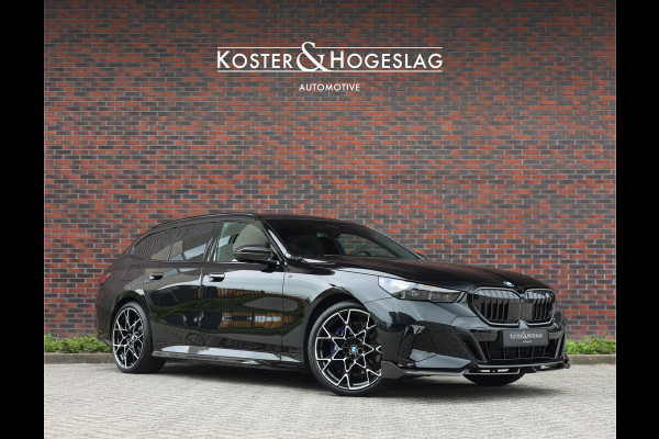 BMW 5 Serie Touring 550e xDrive | M Performance - Pano - B&W