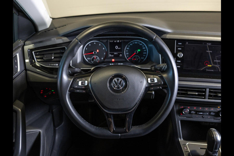 Volkswagen Polo 1.0 TSI R-Line Highline / 116pk / Stoelverwarming / Automatische klimaatregeling /