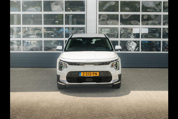 Kia Niro EV Light Edition 64.8 kWh l SOH 98.8% | Navigatie | Achteruitrijcamera | Airco | Cruise control Adaptieve | SOH 98,6