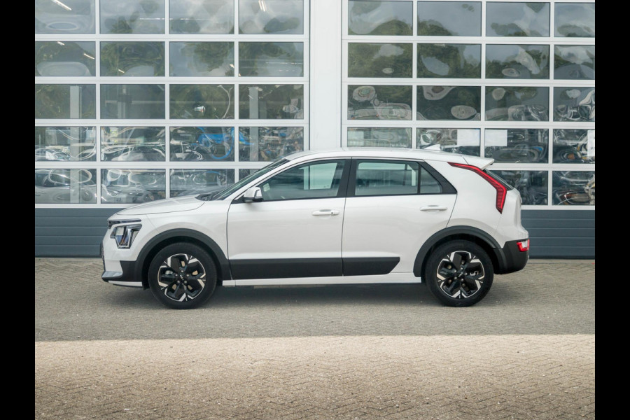 Kia Niro EV Light Edition 64.8 kWh l SOH 98.8% | Navigatie | Achteruitrijcamera | Airco | Cruise control Adaptieve | SOH 98,6
