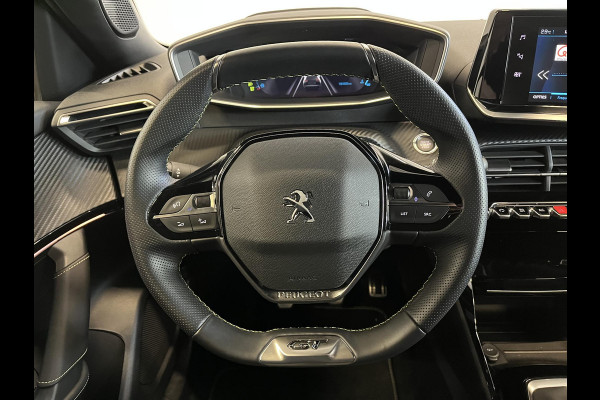 Peugeot 2008 1.2 130pk Turbo GT Climate control Cruise control LED Achteruitrij camera Navigatie Apple Carplay/Android Auto Parkeersensor achter