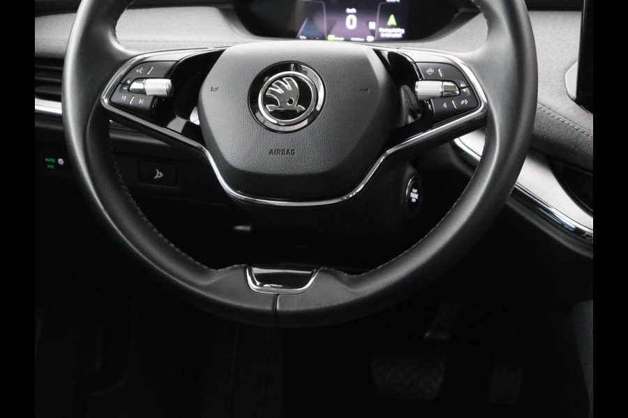 Škoda Enyaq iV 60 | 93.7 % SOH | Cruise control | Camera | 93.7 % SOH | Cruise control | Camera | Carplay | Half Leder | Sfeerverlichting | Climate control |