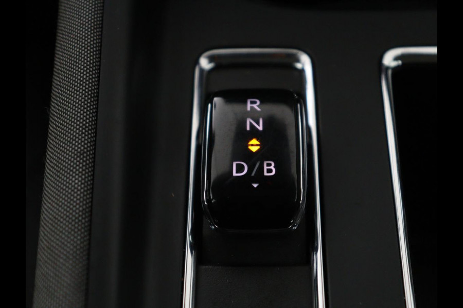 Škoda Enyaq iV 60 | 93.7 % SOH | Cruise control | Camera | 93.7 % SOH | Cruise control | Camera | Carplay | Half Leder | Sfeerverlichting | Climate control |