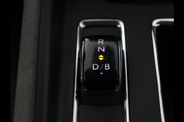 Škoda Enyaq iV 60 | 93.7 % SOH | Cruise control | Camera | 93.7 % SOH | Cruise control | Camera | Carplay | Half Leder | Sfeerverlichting | Climate control |
