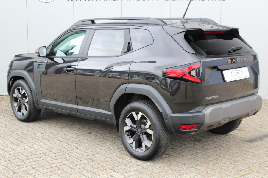 Dacia Duster 1.2-130pk TCe Mild-Hybrid Extreme. Stoere SUV ! Slechts 17.000km ! Trekgewicht 1.500kg ! Autm. airco, LED verl., 360gr. camera, pdc v+a, stoelverw., cruise control, dodehoek ass., telefoonvoorb., navigatie by Apple carplay / Android auto etc.