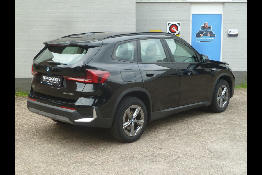 BMW X1 XDrive25e|Navi|Camera|Parking-Assist|Active-Guard|M-Sportstuur|Nieuw-Model