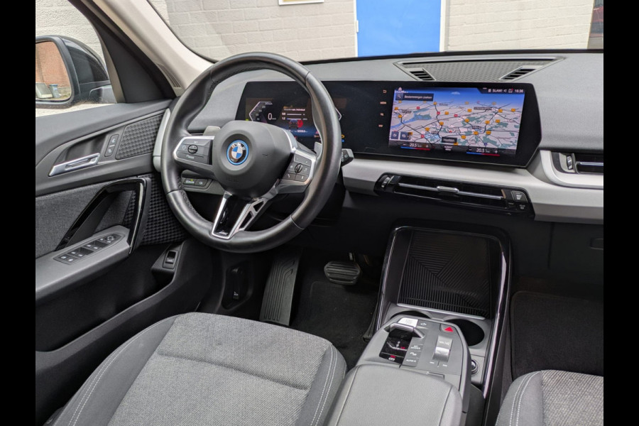 BMW X1 XDrive25e|Navi|Camera|Parking-Assist|Active-Guard|M-Sportstuur|Nieuw-Model
