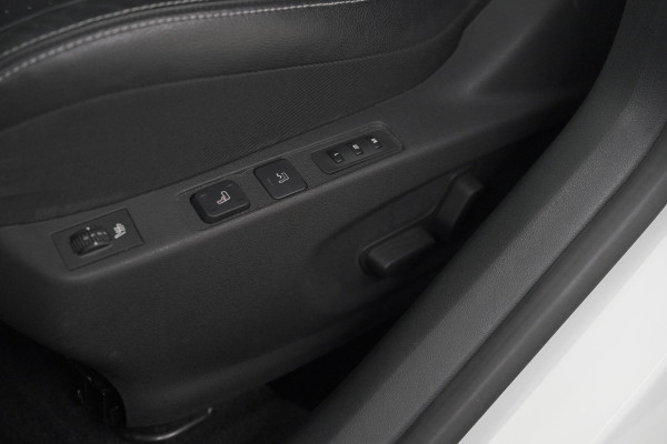 DS DS 4 PureTech 130 Performance Line | Camera | Dodehoekdetectie | Stoelmassage | Apple Carplay