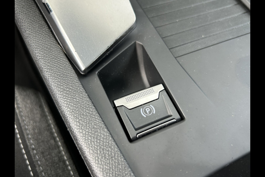 Peugeot 308 SW BWJ 2023 | 1.6PHEV 181PK Active Pack Business | TREKHAAK | CLIMA | NAVI | CARPLAY | PDC | 17'' LMV |