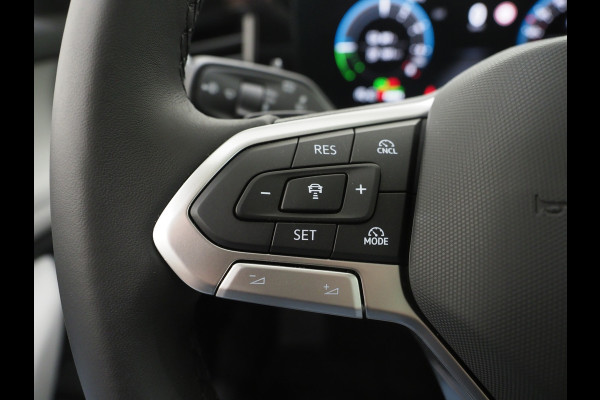 Volkswagen Passat Variant 1.5 eHybrid Elegance | Panoramadak | Leder/Alcantara | Massage | Trekhaak | HUD | Keyless | Sfeerlicht
