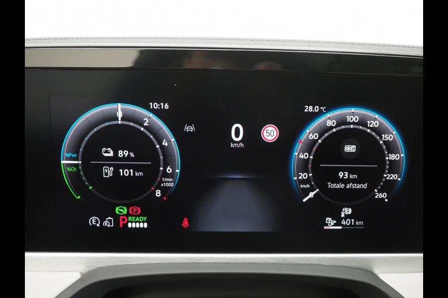Volkswagen Passat Variant 1.5 eHybrid Elegance | Panoramadak | Leder/Alcantara | Massage | Trekhaak | HUD | Keyless | Sfeerlicht