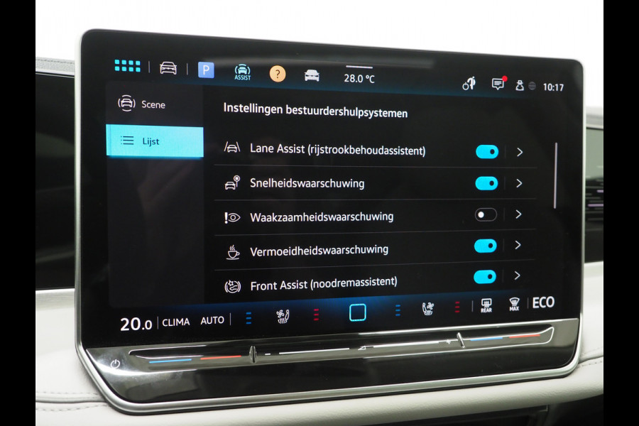Volkswagen Passat Variant 1.5 eHybrid Elegance | Panoramadak | Leder/Alcantara | Massage | Trekhaak | HUD | Keyless | Sfeerlicht