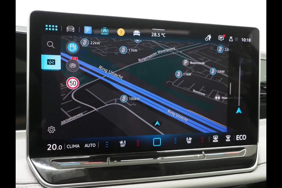 Volkswagen Passat Variant 1.5 eHybrid Elegance | Panoramadak | Leder/Alcantara | Massage | Trekhaak | HUD | Keyless | Sfeerlicht