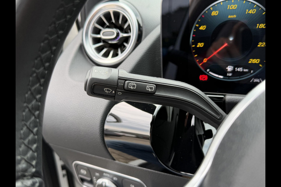 Mercedes-Benz B-Klasse 250 e 18''/Leder/Stoelverwarming/Camera/Sfeerverlichting/Apple Carplay & Android Auto