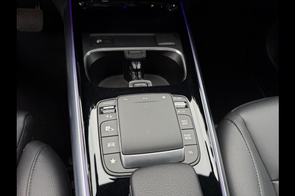 Mercedes-Benz B-Klasse 250 e 18''/Leder/Stoelverwarming/Camera/Sfeerverlichting/Apple Carplay & Android Auto