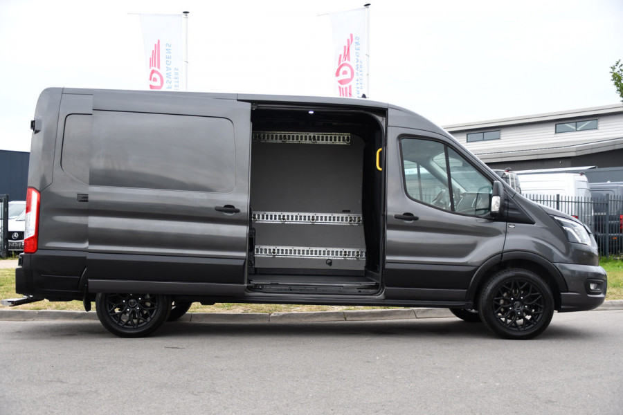 Ford Transit 350 2.0 TDCI L3H2 Limited PB Edition Camera, Cruise, Carplay, Xenon, Automaat, 185pk, Stoelverwarming, Trekhaak, Sensoren, Uniek!