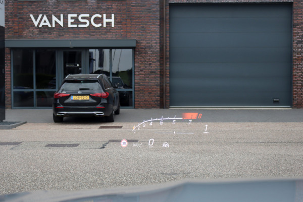 Mercedes-Benz E-Klasse AMG 53 4MATIC+ Edition 1 | 612pk | Hyperscreen | Carbon | Achterasbesturing | Distronic+ | HUD | 3D-Display | Stoelventilatie | Massage | Vlakkenverwarming | Trekhaak |