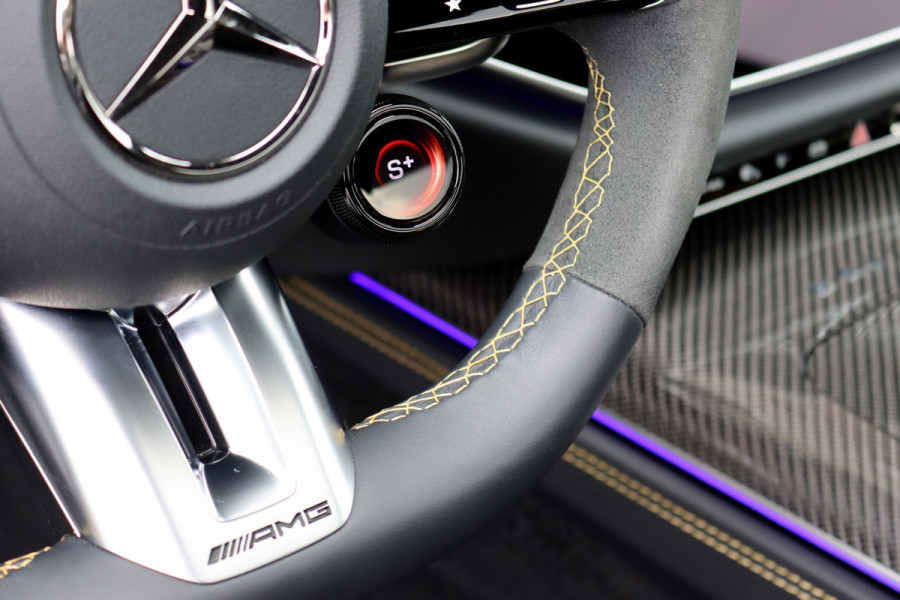 Mercedes-Benz E-Klasse AMG 53 4MATIC+ Edition 1 | 612pk | Hyperscreen | Carbon | Achterasbesturing | Distronic+ | HUD | 3D-Display | Stoelventilatie | Massage | Vlakkenverwarming | Trekhaak |