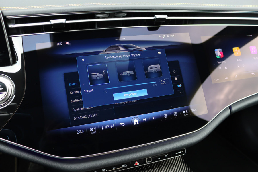 Mercedes-Benz E-Klasse AMG 53 4MATIC+ Edition 1 | 612pk | Hyperscreen | Carbon | Achterasbesturing | Distronic+ | HUD | 3D-Display | Stoelventilatie | Massage | Vlakkenverwarming | Trekhaak |
