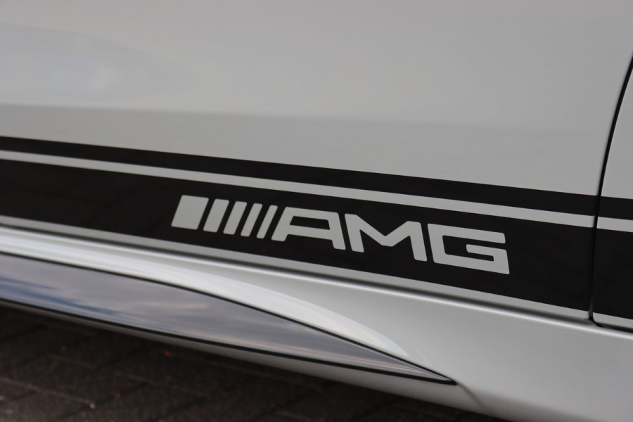 Mercedes-Benz E-Klasse AMG 53 4MATIC+ Edition 1 | 612pk | Hyperscreen | Carbon | Achterasbesturing | Distronic+ | HUD | 3D-Display | Stoelventilatie | Massage | Vlakkenverwarming | Trekhaak |