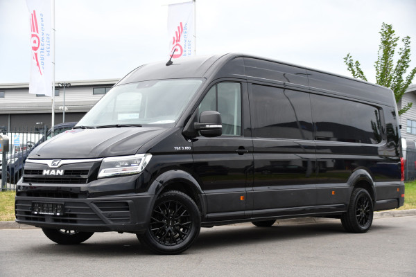 MAN TGE 3.180 35 2.0L5H3 Black Edition Camera, Adaptieve Cruise, Carplay, LED, Multimedia, 177pk, Automaat, Sensoren, Leder, Geveerde stoel, Trekhaak, Uniek!