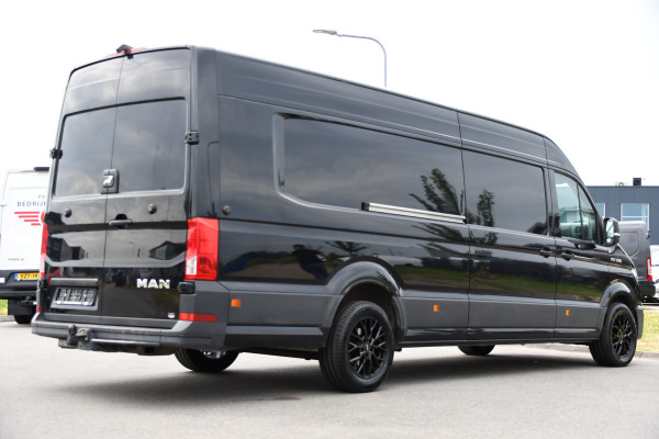 MAN TGE 3.180 35 2.0L5H3 Black Edition Camera, Adaptieve Cruise, Carplay, LED, Multimedia, 177pk, Automaat, Sensoren, Leder, Geveerde stoel, Trekhaak, Uniek!