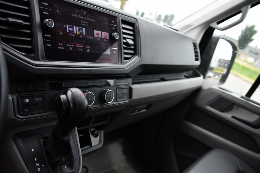 MAN TGE 3.180 35 2.0L5H3 Black Edition Camera, Adaptieve Cruise, Carplay, LED, Multimedia, 177pk, Automaat, Sensoren, Leder, Geveerde stoel, Trekhaak, Uniek!