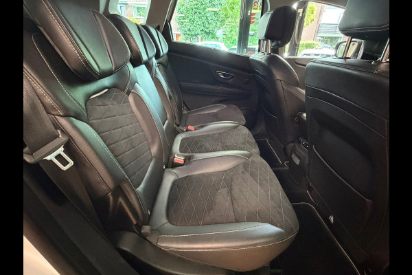 Renault Scénic 1.3 TCe Intens LPG AUT. BLACK EDITION TREKHAAK NAVIGATIE CAMERA CRUISE STOELVERWARMING PDC START/STOP