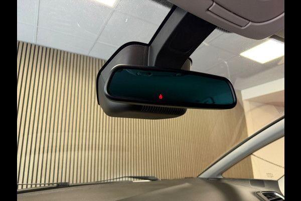 Renault Scénic 1.3 TCe Intens LPG AUT. BLACK EDITION TREKHAAK NAVIGATIE CAMERA CRUISE STOELVERWARMING PDC START/STOP