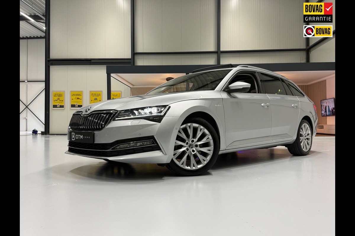 Škoda Superb Combi 1.4 TSI iV iV L&K 218PK 360° Navi Pano Trekhaak Elek. A.klep Leder