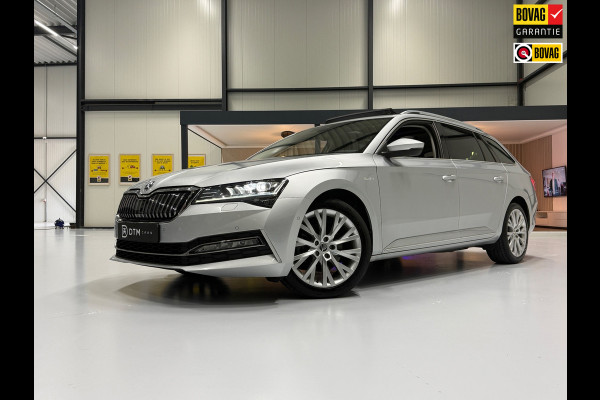 Škoda Superb Combi 1.4 TSI iV iV L&K 218PK 360° Navi Pano Trekhaak Elek. A.klep Leder