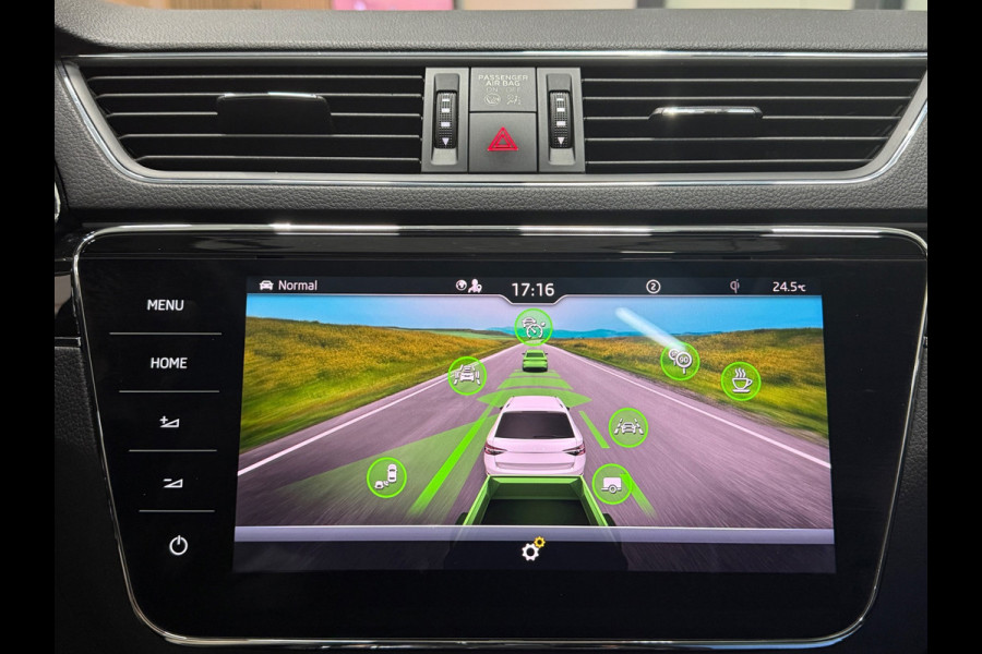 Škoda Superb Combi 1.4 TSI iV iV L&K 218PK 360° Navi Pano Trekhaak Elek. A.klep Leder