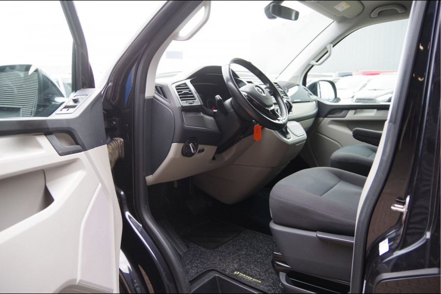 Volkswagen Transporter 2.0 TDI L2 Highline 150PK AUT. TREKHAAK, LED, ADAPT. CRUISE, NAVI, AIRCO, VOORRUIT VERWARMING, PARKEERSENSOREN, NL AUTO, NAP