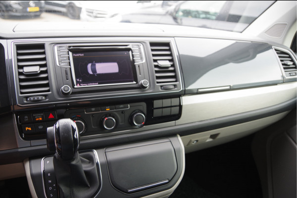 Volkswagen Transporter 2.0 TDI L2 Highline 150PK AUT. TREKHAAK, LED, ADAPT. CRUISE, NAVI, AIRCO, VOORRUIT VERWARMING, PARKEERSENSOREN, NL AUTO, NAP