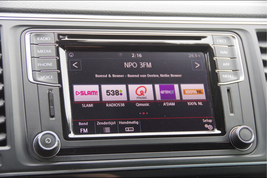 Volkswagen Transporter 2.0 TDI L2 Highline 150PK AUT. TREKHAAK, LED, ADAPT. CRUISE, NAVI, AIRCO, VOORRUIT VERWARMING, PARKEERSENSOREN, NL AUTO, NAP
