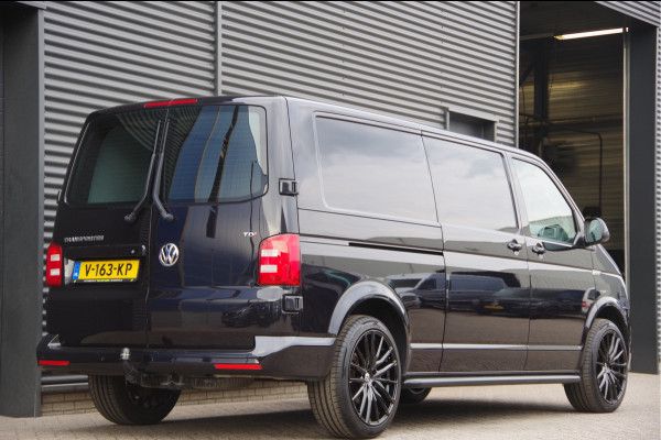 Volkswagen Transporter 2.0 TDI L2 Highline 150PK AUT. TREKHAAK, LED, ADAPT. CRUISE, NAVI, AIRCO, VOORRUIT VERWARMING, PARKEERSENSOREN, NL AUTO, NAP
