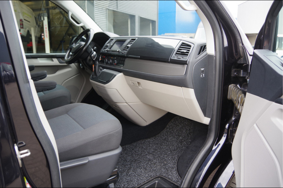Volkswagen Transporter 2.0 TDI L2 Highline 150PK AUT. TREKHAAK, LED, ADAPT. CRUISE, NAVI, AIRCO, VOORRUIT VERWARMING, PARKEERSENSOREN, NL AUTO, NAP