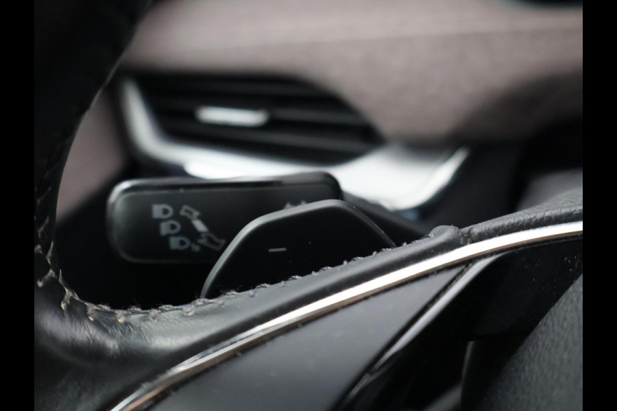 Škoda ENYAQ iV 60 FIRST EDITION + CHRYSTAL LIGHTNING | 21 INCH | ADAPTIVE CRUISE | MEMORY | SFEERVERLICHTING