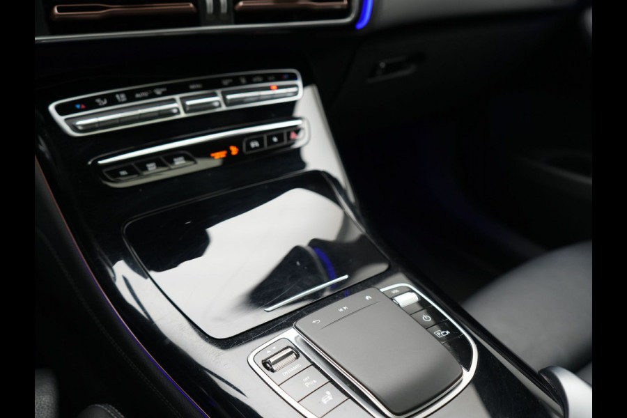 Mercedes-Benz EQC 400 4MATIC Business Solution AMG 80 kWh 408pk Dealer O.H. | Panodak | Adaptive Cruise | Head Up | 360 Camera | Burmester Audio | Lederen Sportstoelen Massage & Memory | Sfeerverlichting | Blis | Widescreen Navi | Stoelverwarming | DAB |